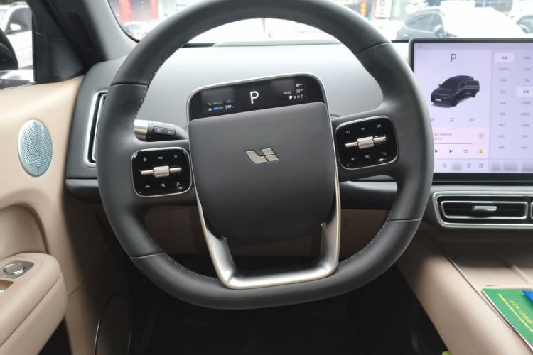 Used Li Auto L6 2025 Pro Smart Refresh Edition Steering Wheel