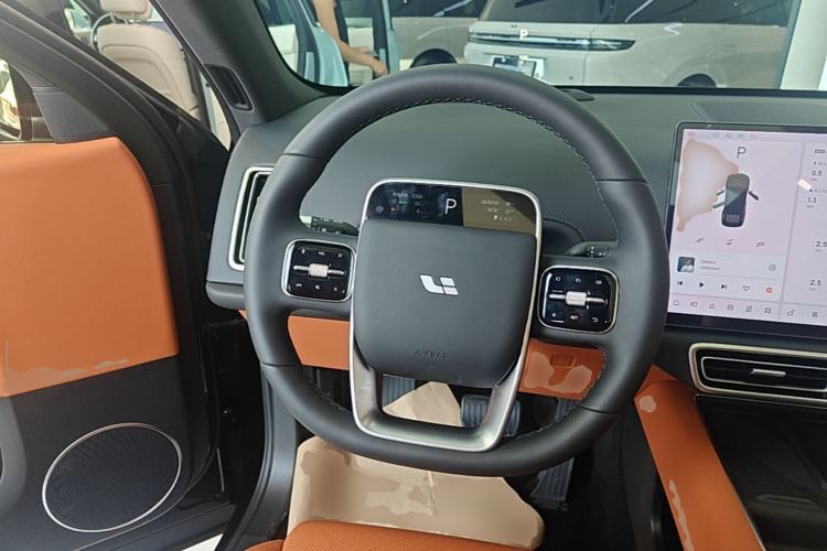 Used Li Auto L6 2025 Pro Smart Refresh Edition Steering Wheel