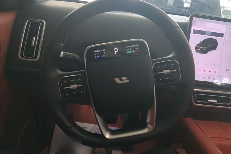 Used Li Auto L6 2025 Pro Smart Refresh Edition Steering Wheel