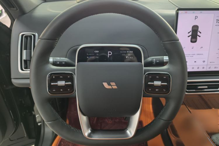 Used Li Auto L6 2025 Pro Smart Refresh Edition Steering Wheel