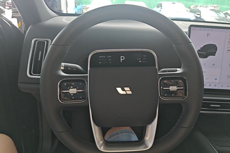 Used Li Auto L6 2025 Max Smart Refresh Edition Steering Wheel