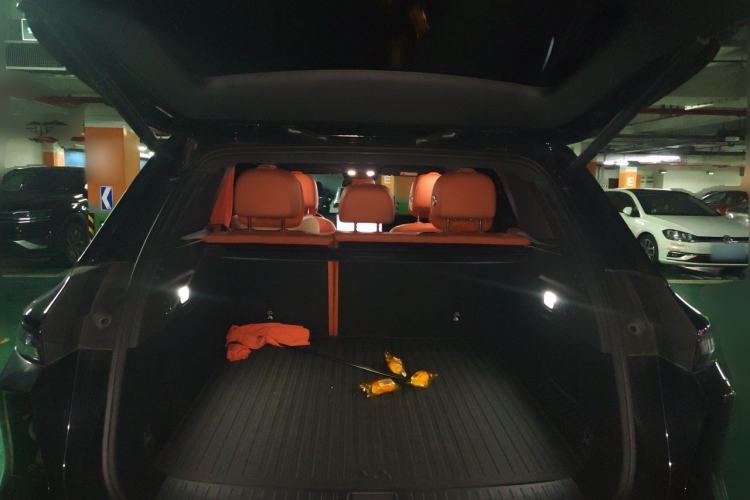 Used Li Auto L6 2025 Pro Smart Refresh Edition Trunk