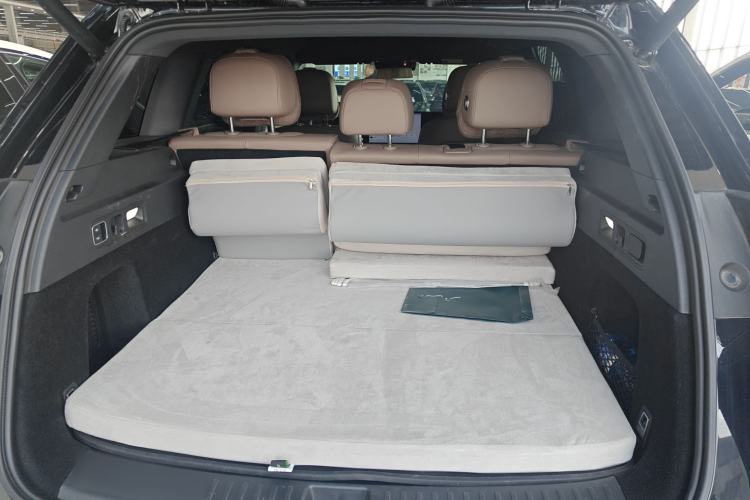 Used Li Auto L6 2025 Pro Smart Refresh Edition Trunk