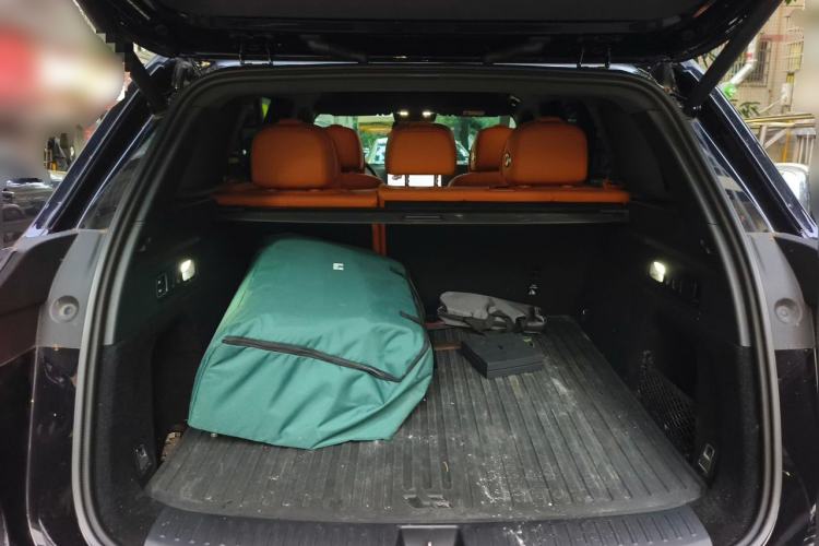 Used Li Auto L6 2025 Max Smart Refresh Edition Trunk