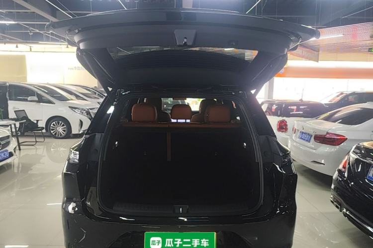 Used Li Auto L6 2025 Pro Smart Refresh Edition Trunk