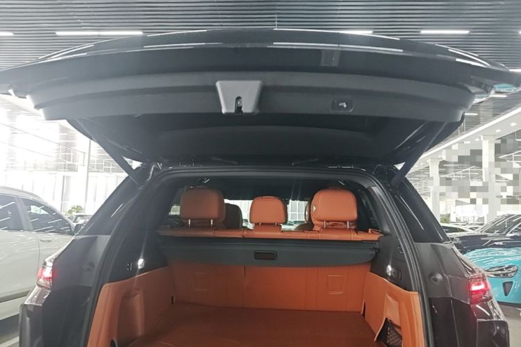 Used Li Auto L6 2025 Max Smart Refresh Edition Trunk