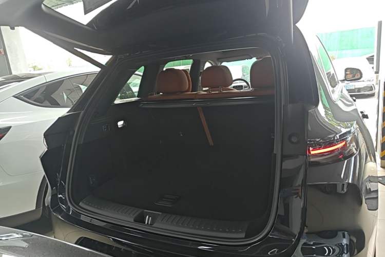 Used Li Auto L6 2025 Pro Smart Refresh Edition Trunk