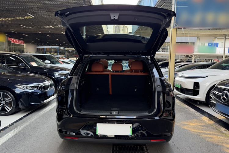 Used Li Auto L6 2025 Pro Smart Refresh Edition Trunk