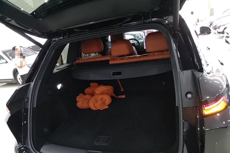 Used Li Auto L6 2025 Pro Smart Refresh Edition Trunk