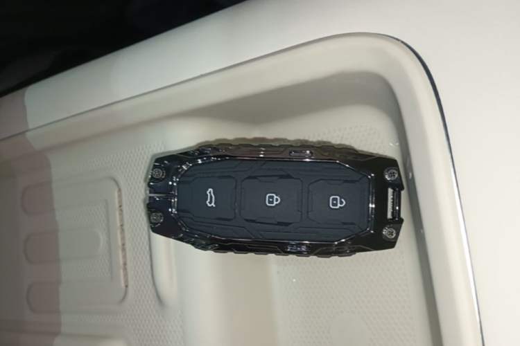 Used Li Auto L6 2025 Pro Smart Refresh Edition Vehicle Key