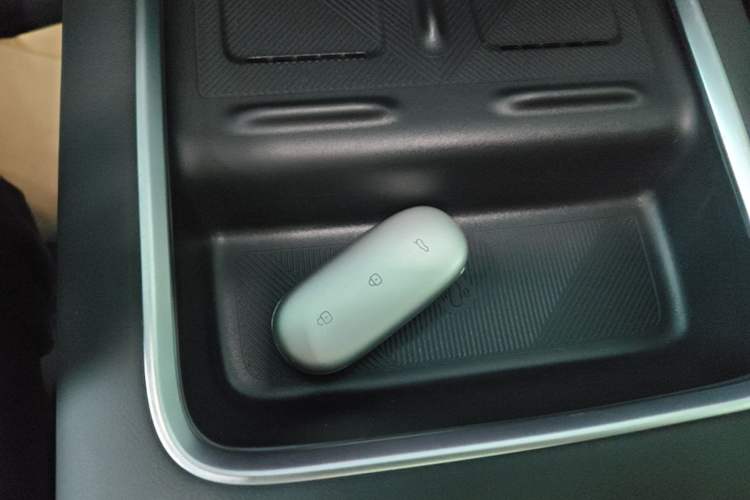 Used Li Auto L6 2025 Pro Smart Refresh Edition Vehicle Key