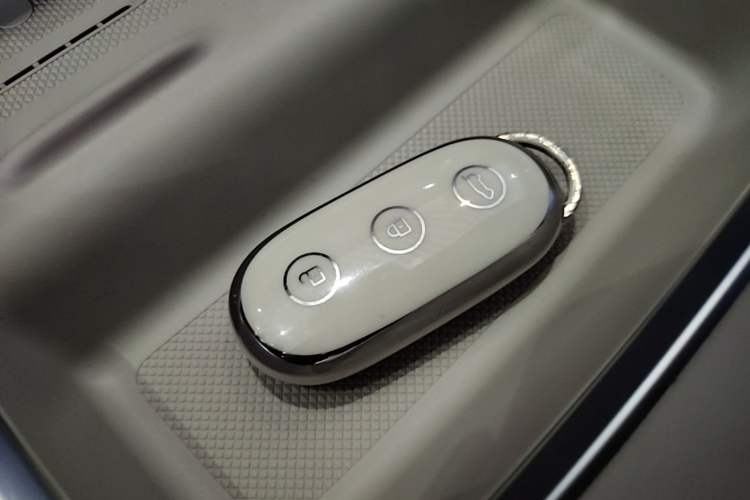 Used Li Auto L6 2025 Pro Smart Refresh Edition Vehicle Key