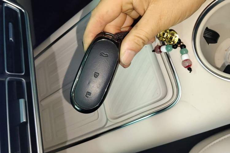 Used Li Auto L6 2025 Max Smart Refresh Edition Vehicle Key