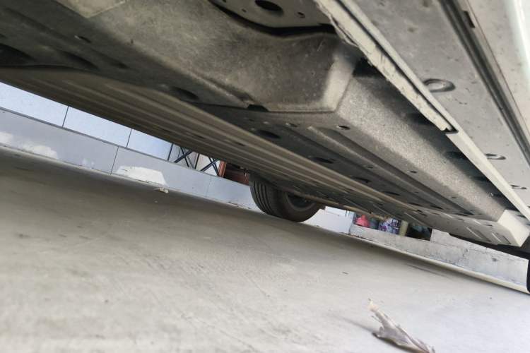 Used Li Auto L6 2025 Pro Smart Refresh Edition Chassis Front Left