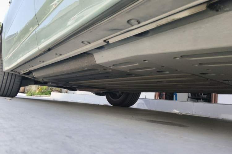 Used Li Auto L6 2025 Pro Smart Refresh Edition Chassis Rear Left