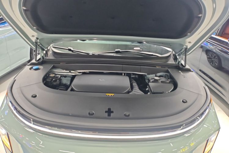 Used Li Auto L6 2025 Max Smart Refresh Edition Engine Bay