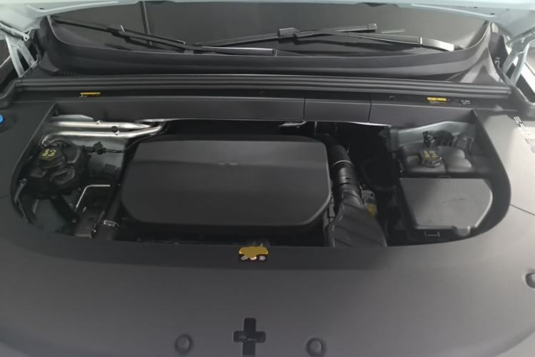 Used Li Auto L6 2025 Max Smart Refresh Edition Engine Bay