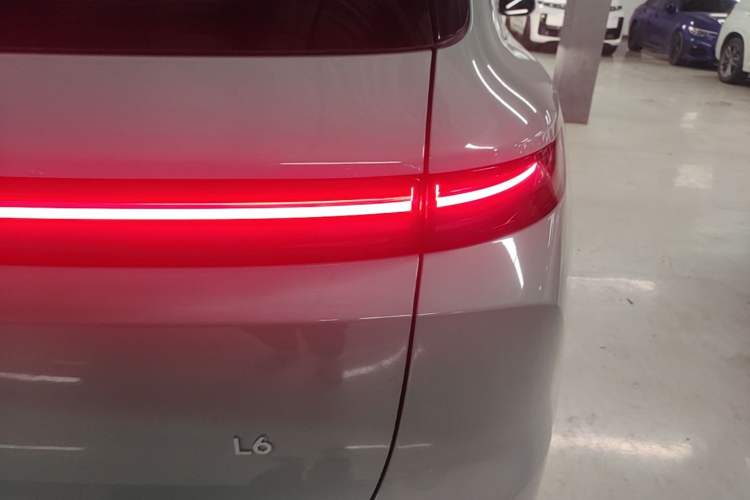 Used Li Auto L6 2025 Pro Smart Refresh Edition Exterior 3
