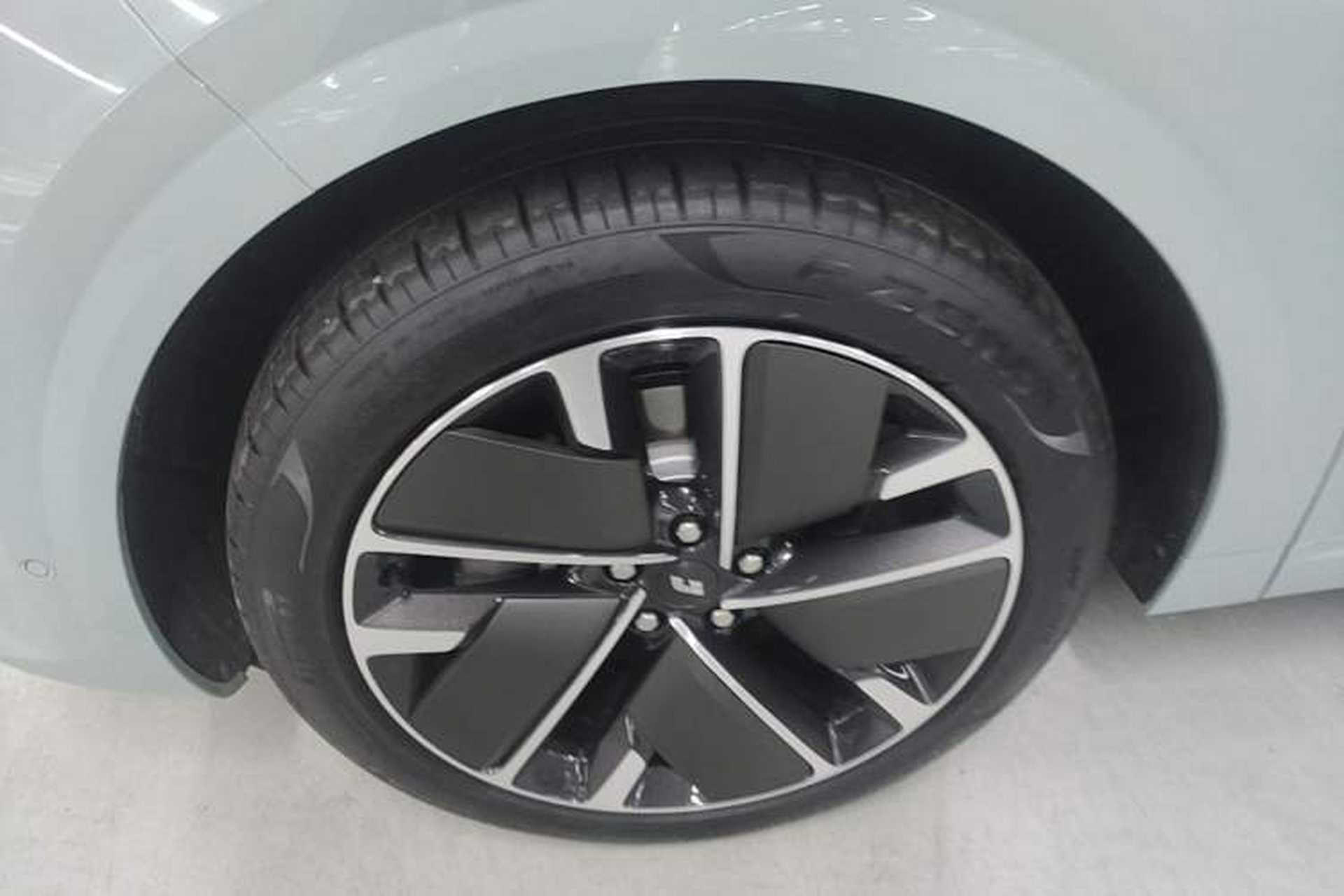 Used Li Auto L6 2025 Pro Smart Refresh Edition Exterior 4