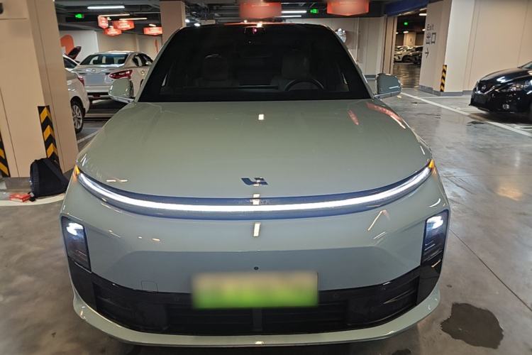 Used Li Auto L6 2025 Max Smart Refresh Edition Front