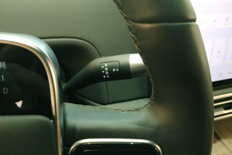Used Li Auto L6 2025 Pro Smart Refresh Edition Gear Lever