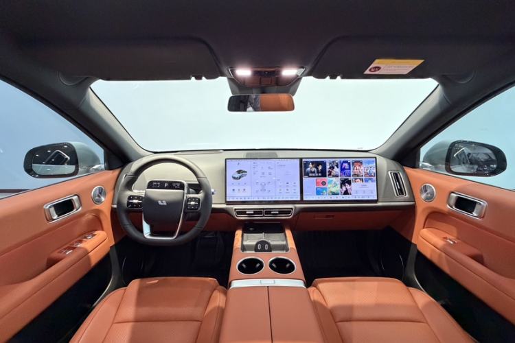 Used Li Auto L6 2025 Max Smart Refresh Edition Interior 3