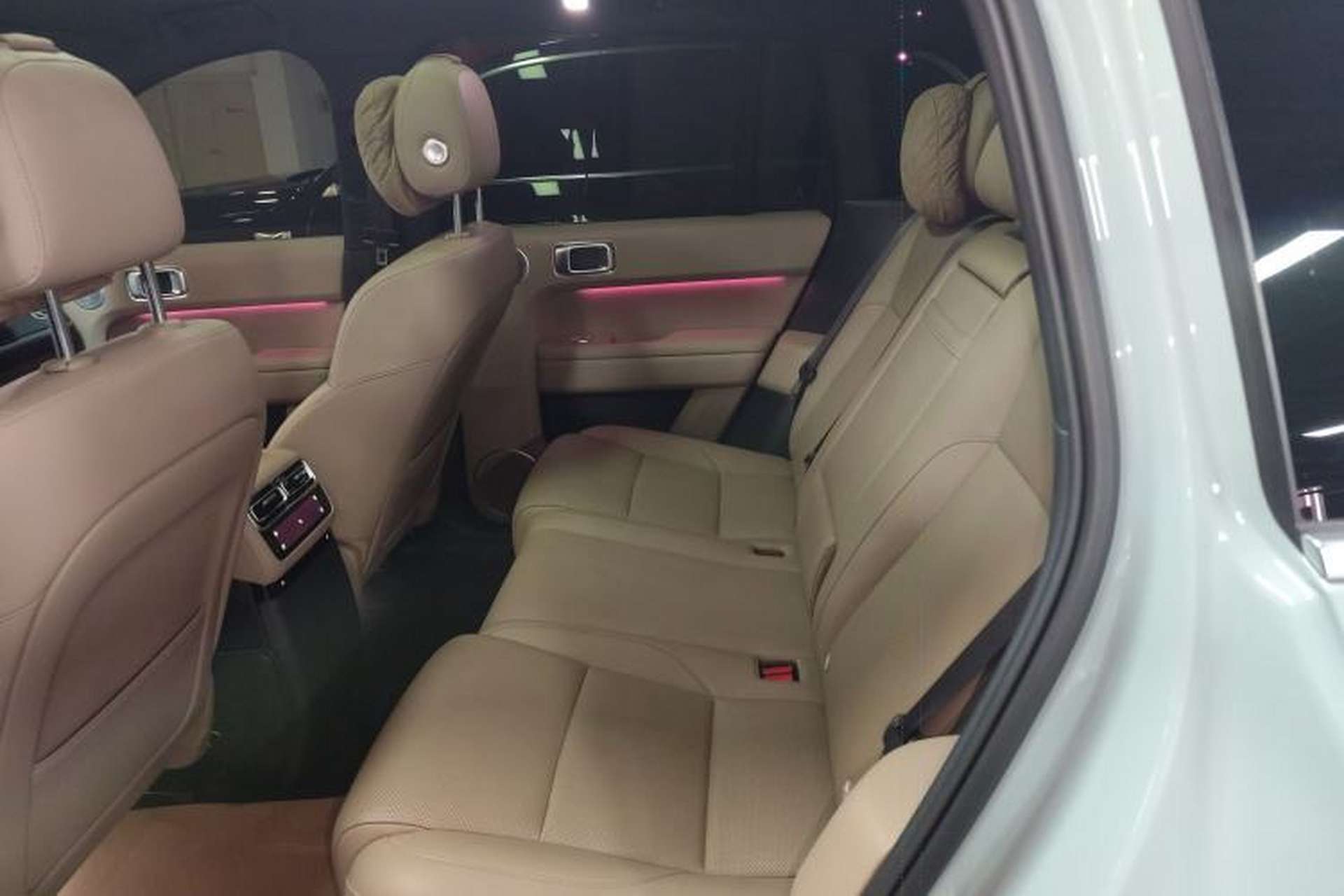 Used Li Auto L6 2025 Pro Smart Refresh Edition Interior 4
