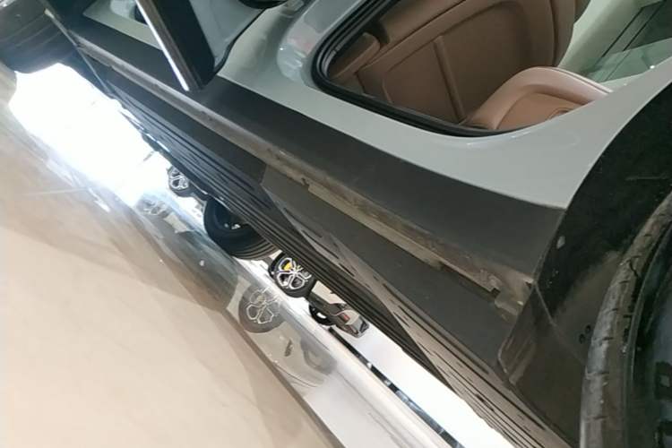 Used Li Auto L6 2025 Pro Smart Refresh Edition Left Side Sill