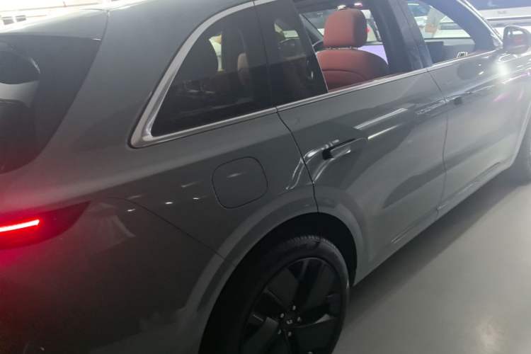 Used Li Auto L6 2025 Max Smart Refresh Edition Rear Right 45 Deg
