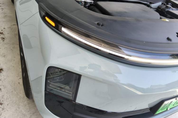 Used Li Auto L6 2025 Pro Smart Refresh Edition Right Front Headlight