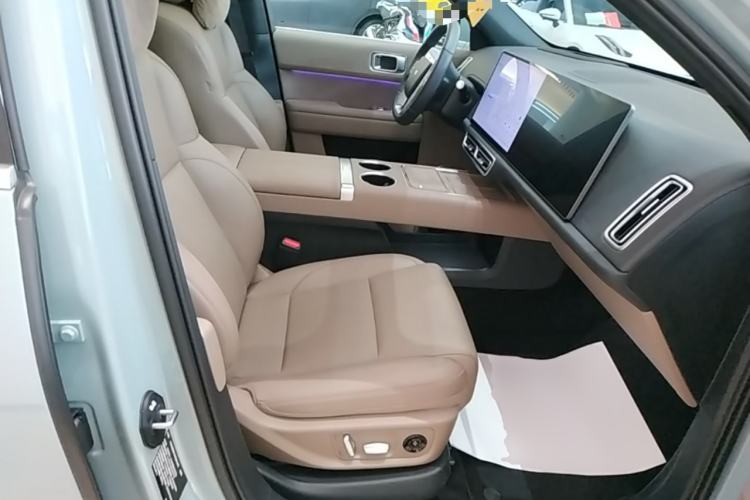 Used Li Auto L6 2025 Pro Smart Refresh Edition Right Front Seat