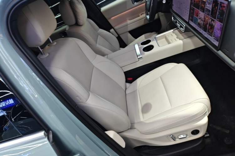 Used Li Auto L6 2025 Max Smart Refresh Edition Right Front Seat
