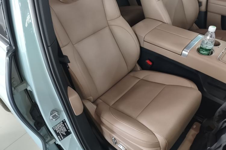 Used Li Auto L6 2025 Max Smart Refresh Edition Right Front Seat