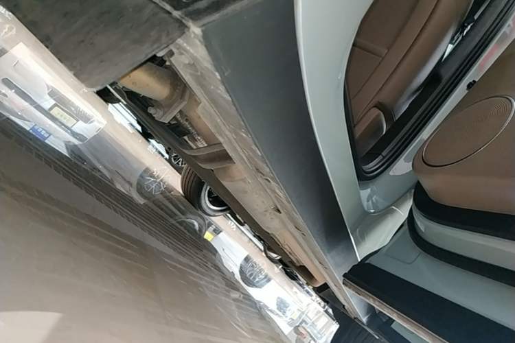 Used Li Auto L6 2025 Pro Smart Refresh Edition Right Side Sill