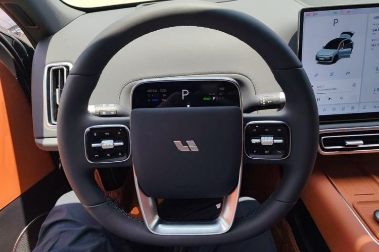Used Li Auto L6 2025 Pro Smart Refresh Edition Steering Wheel