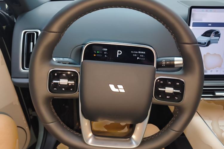 Used Li Auto L6 2025 Pro Smart Refresh Edition Steering Wheel