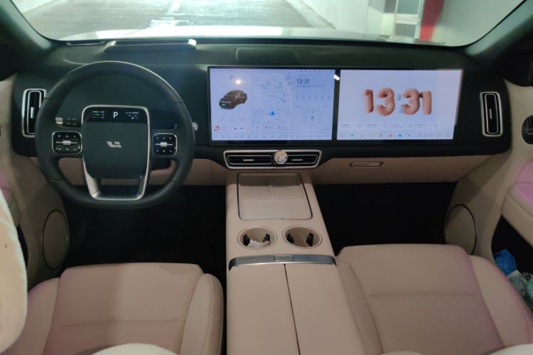 Used Li Auto L6 2025 Max Smart Refresh Edition Center Console