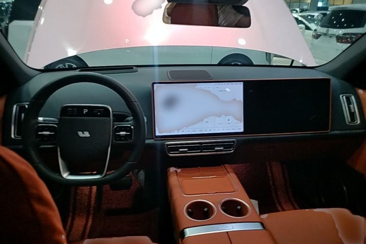 Used Li Auto L6 2025 Pro Smart Refresh Edition Center Console