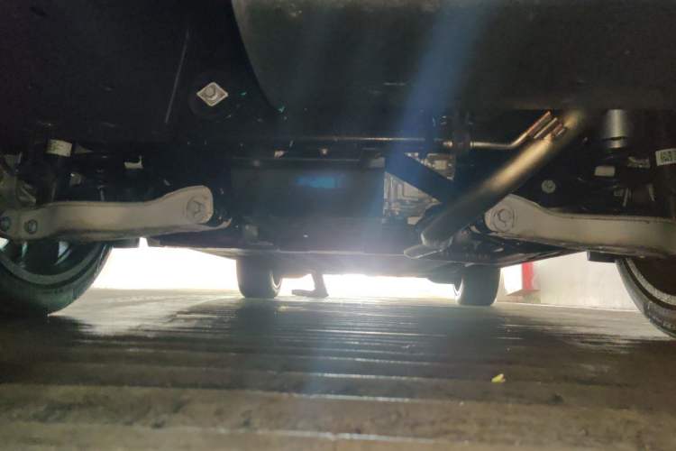 Used Li Auto L6 2025 Max Smart Refresh Edition Chassis Rear