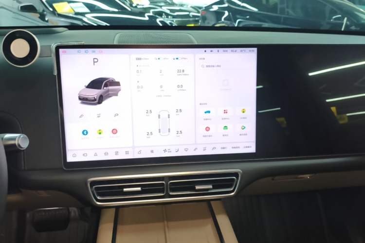 Used Li Auto L6 2025 Pro Smart Refresh Edition Audio And AC Panel