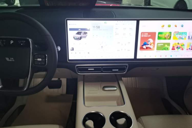 Used Li Auto L6 2025 Pro Smart Refresh Edition Audio And AC Panel