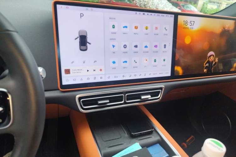 Used Li Auto L6 2025 Pro Smart Refresh Edition Audio And AC Panel