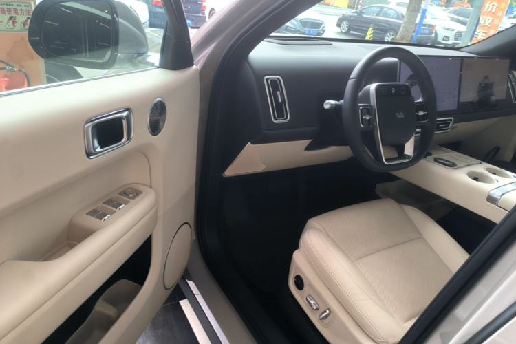 Used Li Auto L6 2025 Pro Smart Refresh Edition Driver Seat