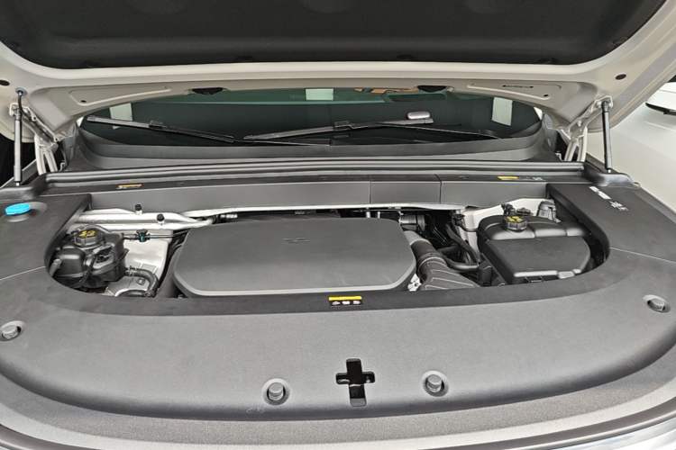 Used Li Auto L6 2025 Max Smart Refresh Edition Engine Bay