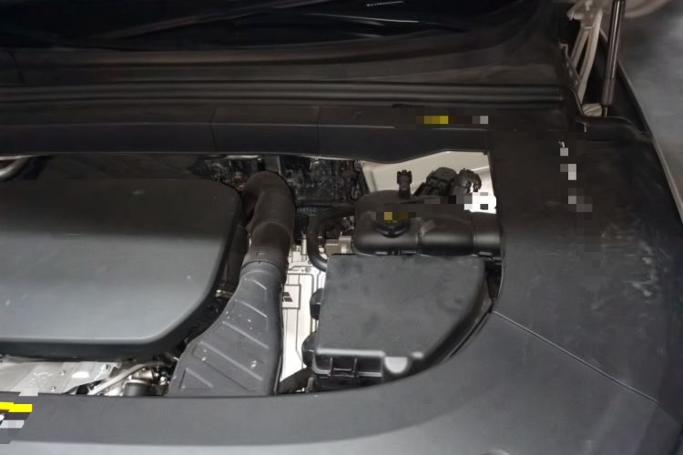 Used Li Auto L6 2025 Max Smart Refresh Edition Engine Bay Left