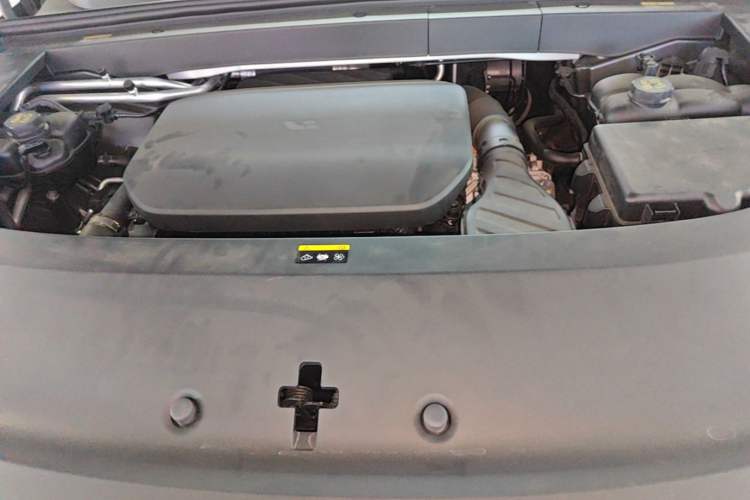 Used Li Auto L6 2025 Pro Smart Refresh Edition Engine Bay
