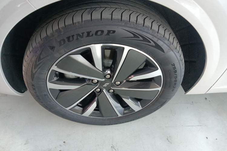 Used Li Auto L6 2025 Pro Smart Refresh Edition Exterior 3