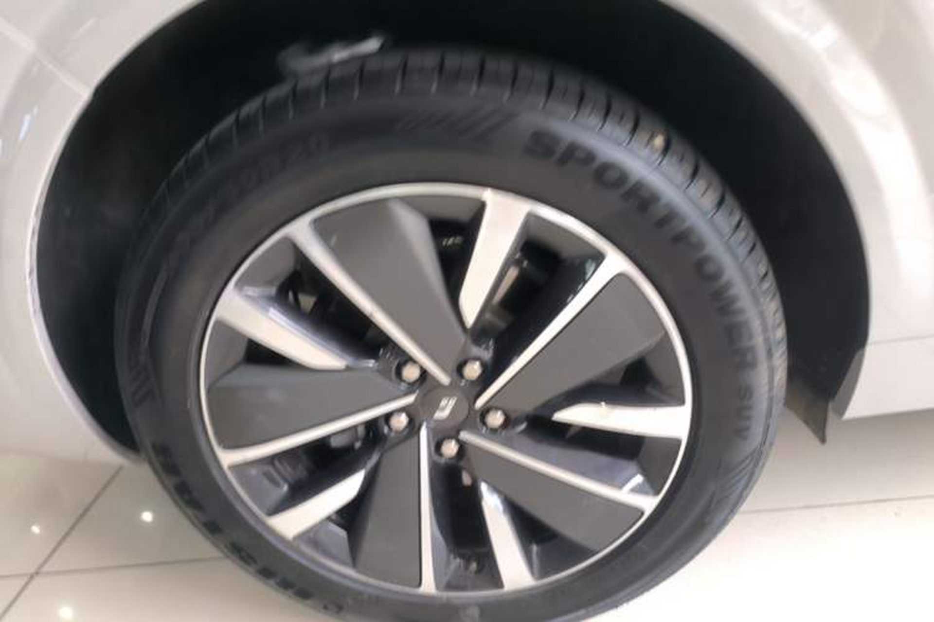 Used Li Auto L6 2025 Pro Smart Refresh Edition Exterior 5