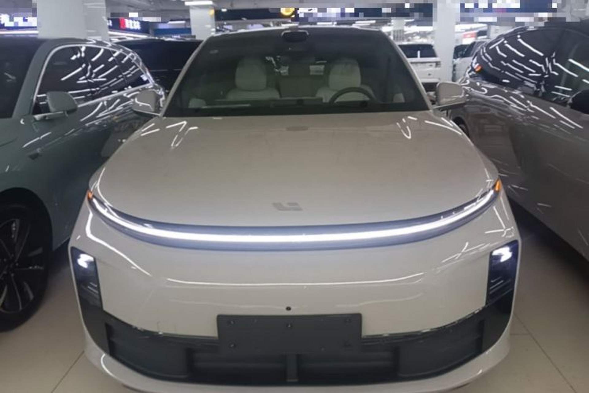 Used Li Auto L6 2025 Max Smart Refresh Edition Front