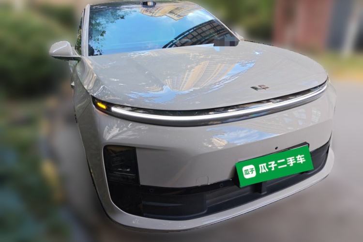 Used Li Auto L6 2025 Max Smart Refresh Edition Front Right 45 Deg